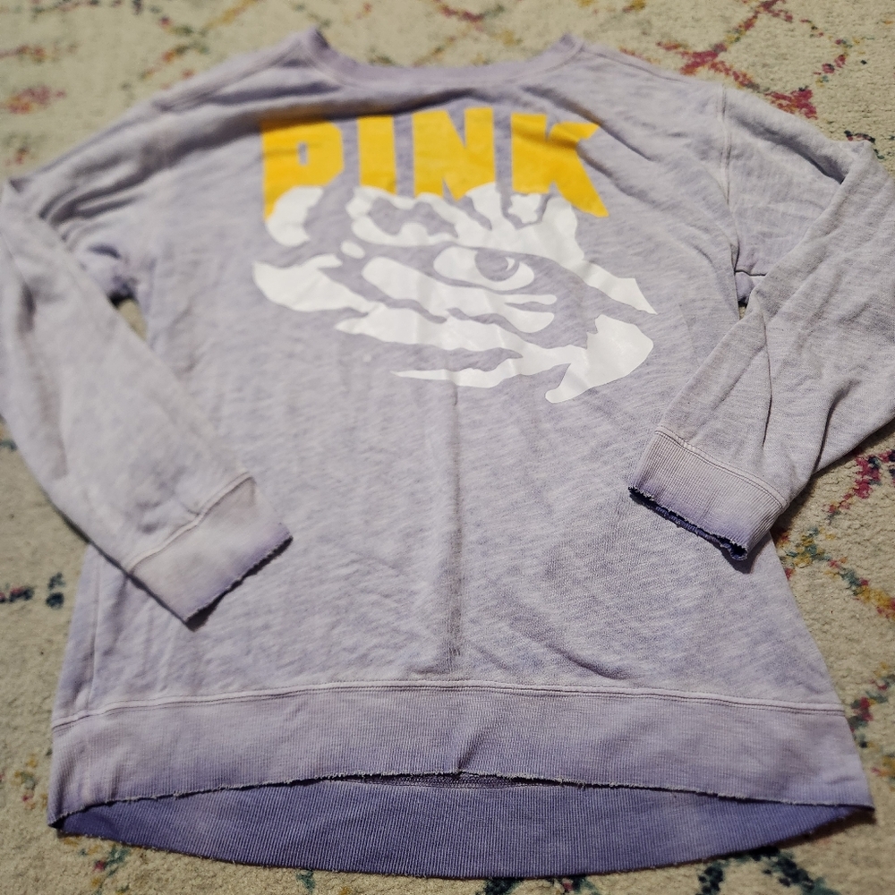 PINK LSU Tigers Graphic Sweatshirt